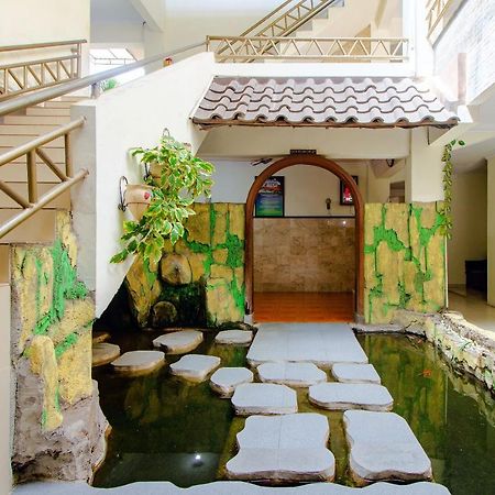 Oyo 1683 Hotel Musafira Syariah Yogyakarta Dış mekan fotoğraf