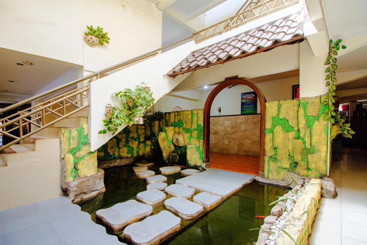 Oyo 1683 Hotel Musafira Syariah Yogyakarta Dış mekan fotoğraf