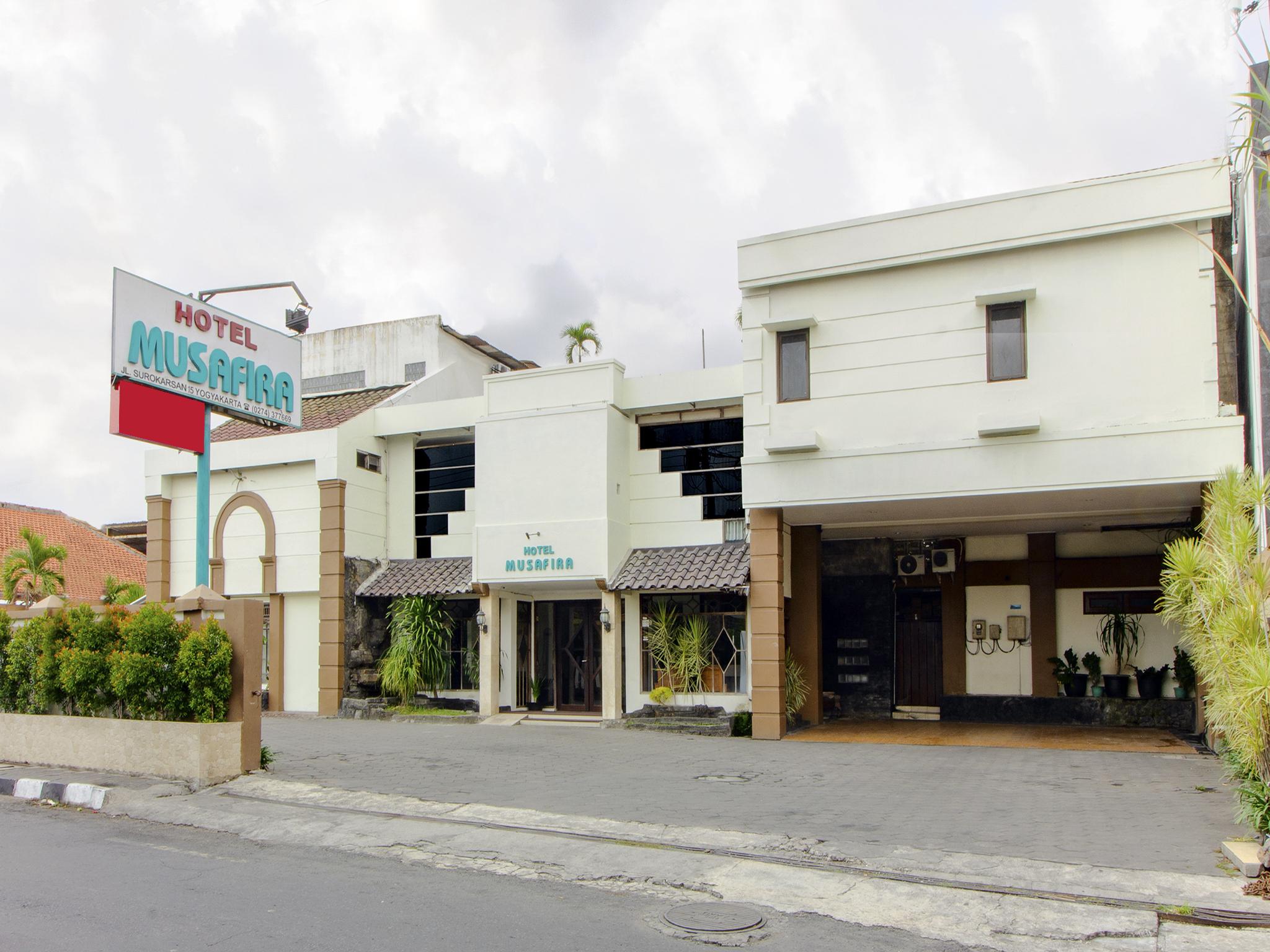 Oyo 1683 Hotel Musafira Syariah Yogyakarta Dış mekan fotoğraf