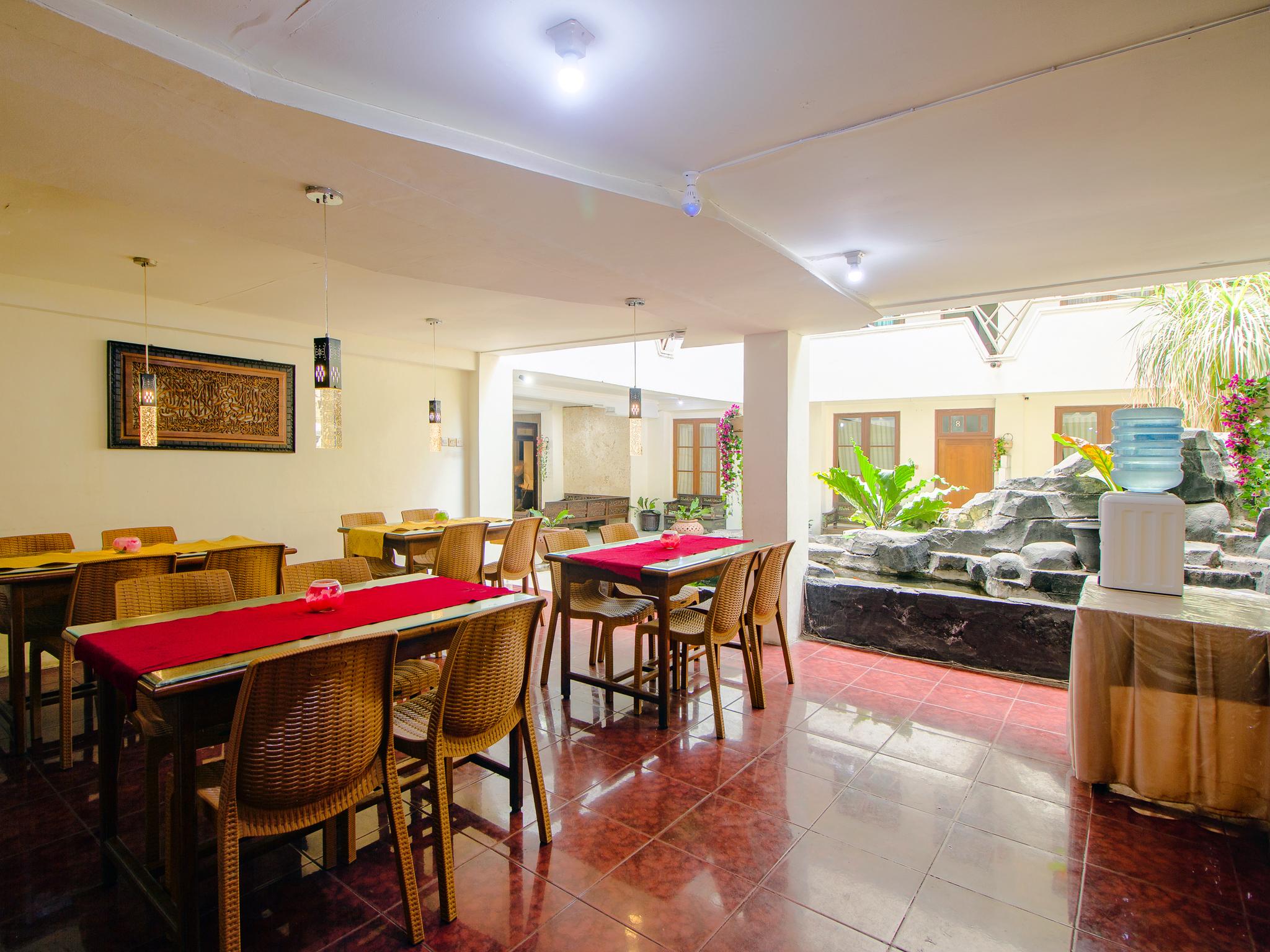 Oyo 1683 Hotel Musafira Syariah Yogyakarta Dış mekan fotoğraf