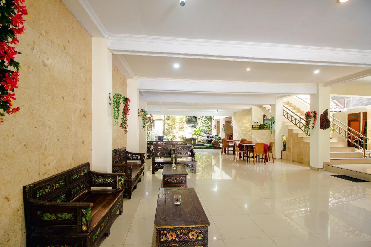 Oyo 1683 Hotel Musafira Syariah Yogyakarta Dış mekan fotoğraf